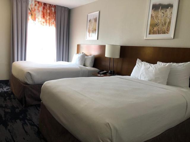 Fairfield Inn & Suites Houston Hobby Airport Екстериор снимка