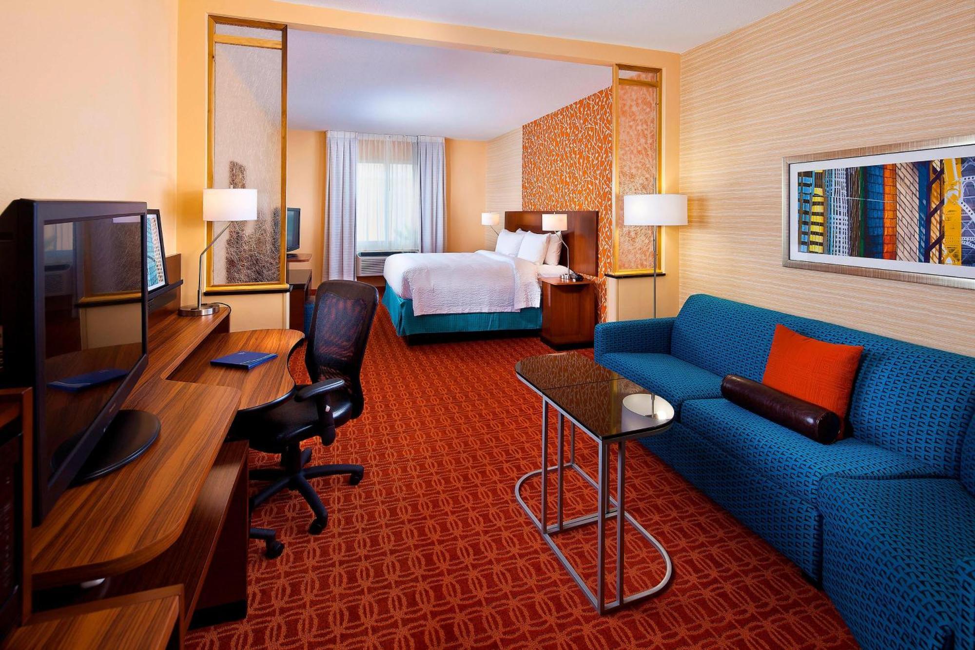 Fairfield Inn & Suites Houston Hobby Airport Екстериор снимка