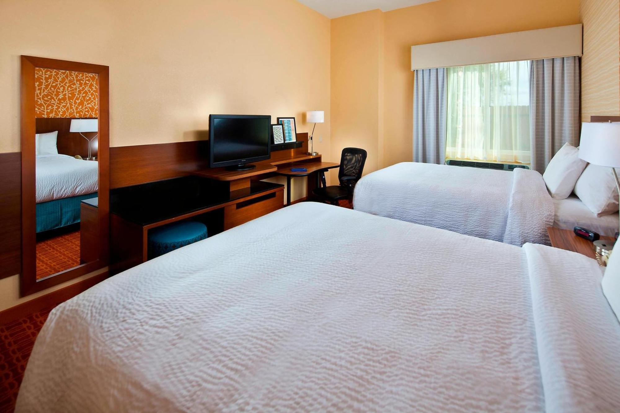 Fairfield Inn & Suites Houston Hobby Airport Екстериор снимка